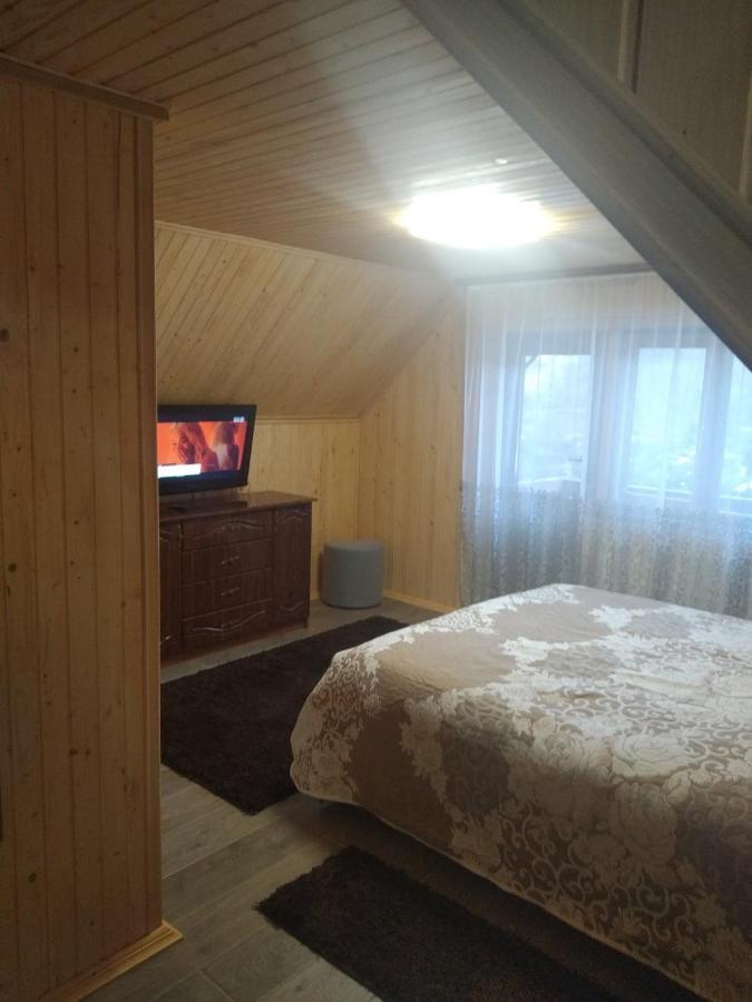 Долина Motel Chornyvody Eksteriør billede